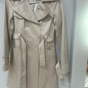 bebe Beige Double-Breasted Trench Coat